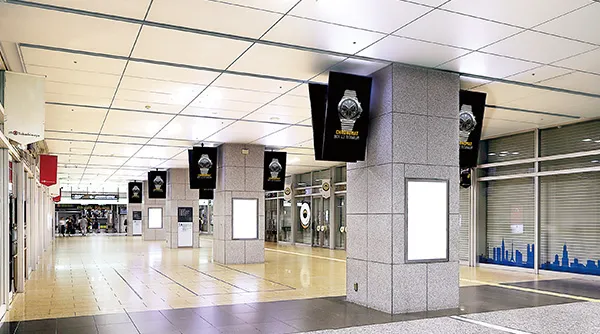 名古屋駅桜通口デジタルフラッグ