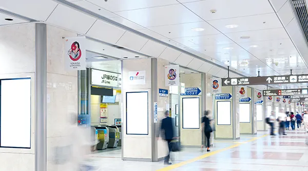 名古屋駅フラッグ広告