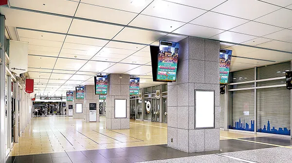 名古屋駅桜通口デジタルフラッグ